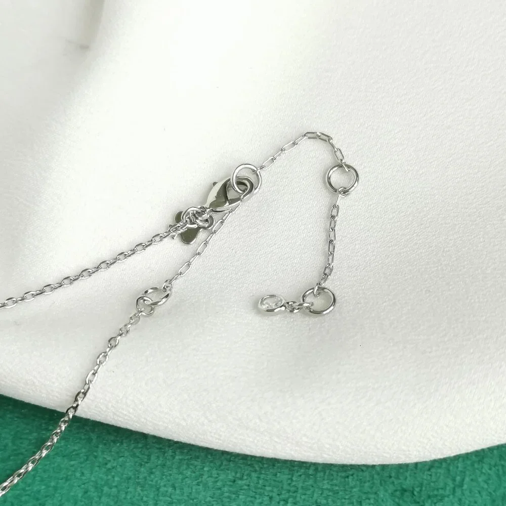 KATE SPADE Arctic Friends Polar Bear Pave Silver Clear Pendant Necklace NEW - Picture 3 of 3
